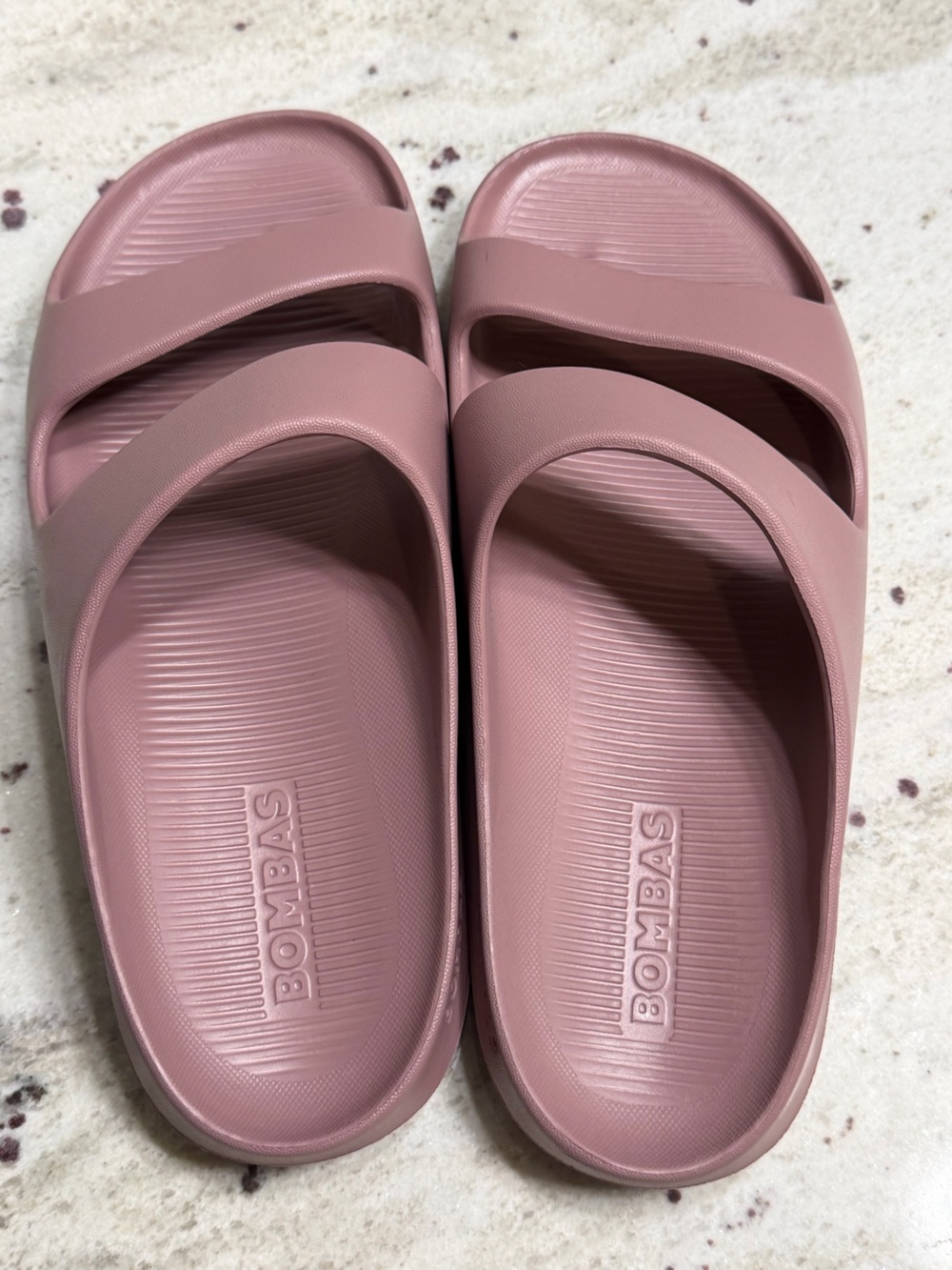 Bombas Women’s Slide Sandals in Dusty Rose size 11